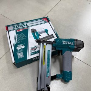 CLAVADORA+GRAPADORA NEUMATICA 2 EN 1 TOTAL TAT81501_1060